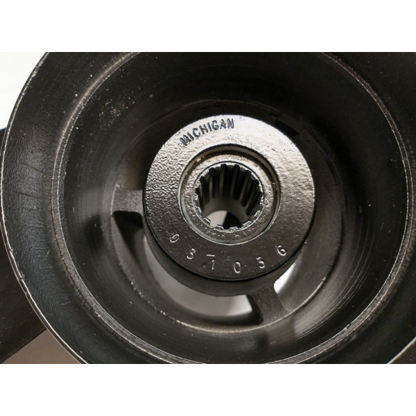 Michigan 031036 15,75x17 RH