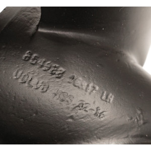 Volvo AQ 16x17 L+R lange Nabe