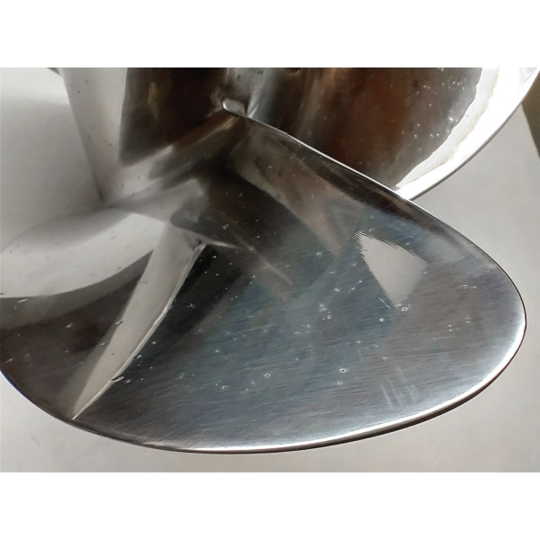 Revolution4 14,625x21 RH